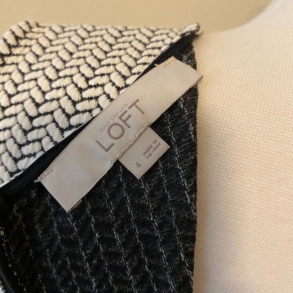 Loft Chevron Dress - Picture 4 of 5